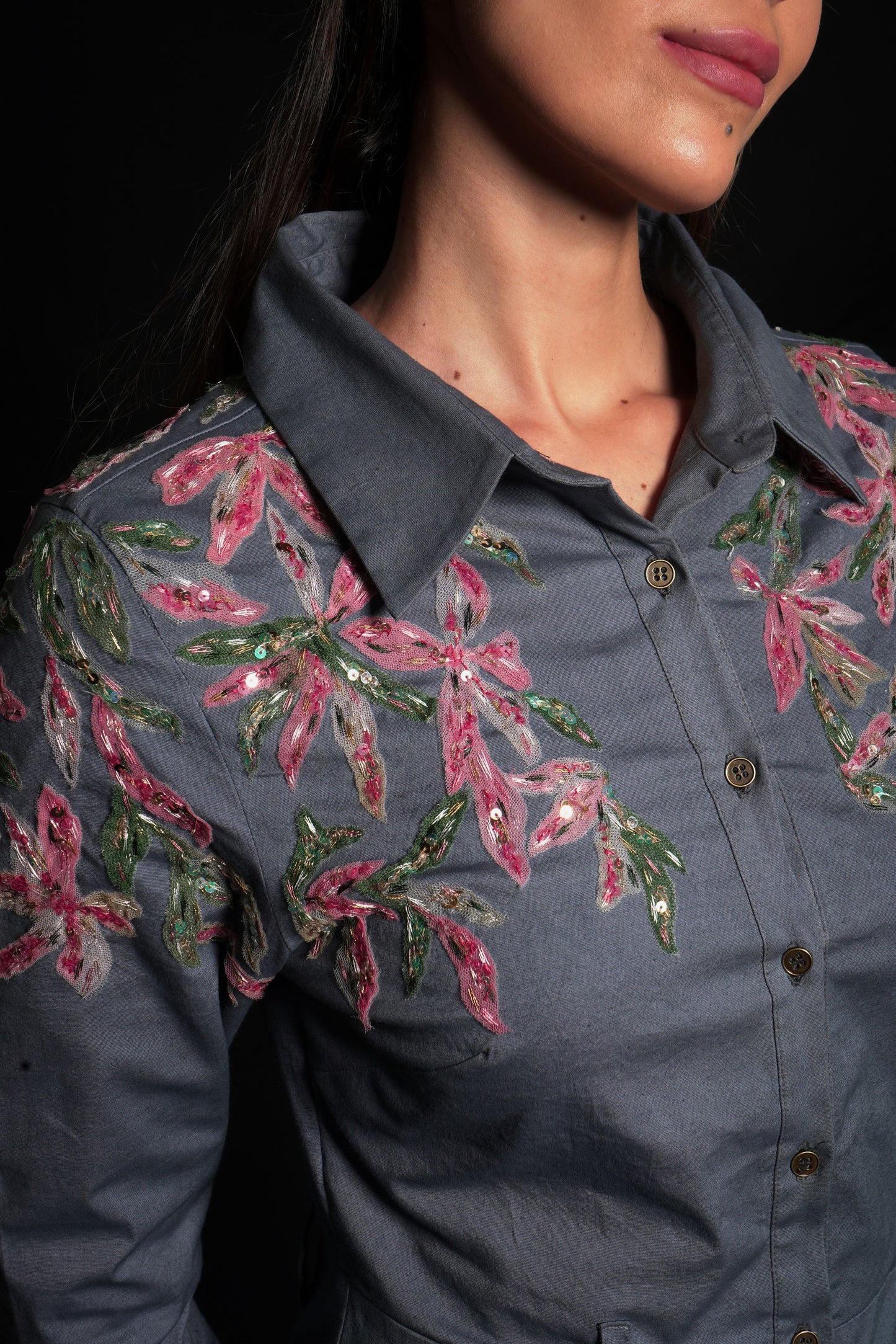 Titanium jumpsuit featuring tulle hand-embroidery