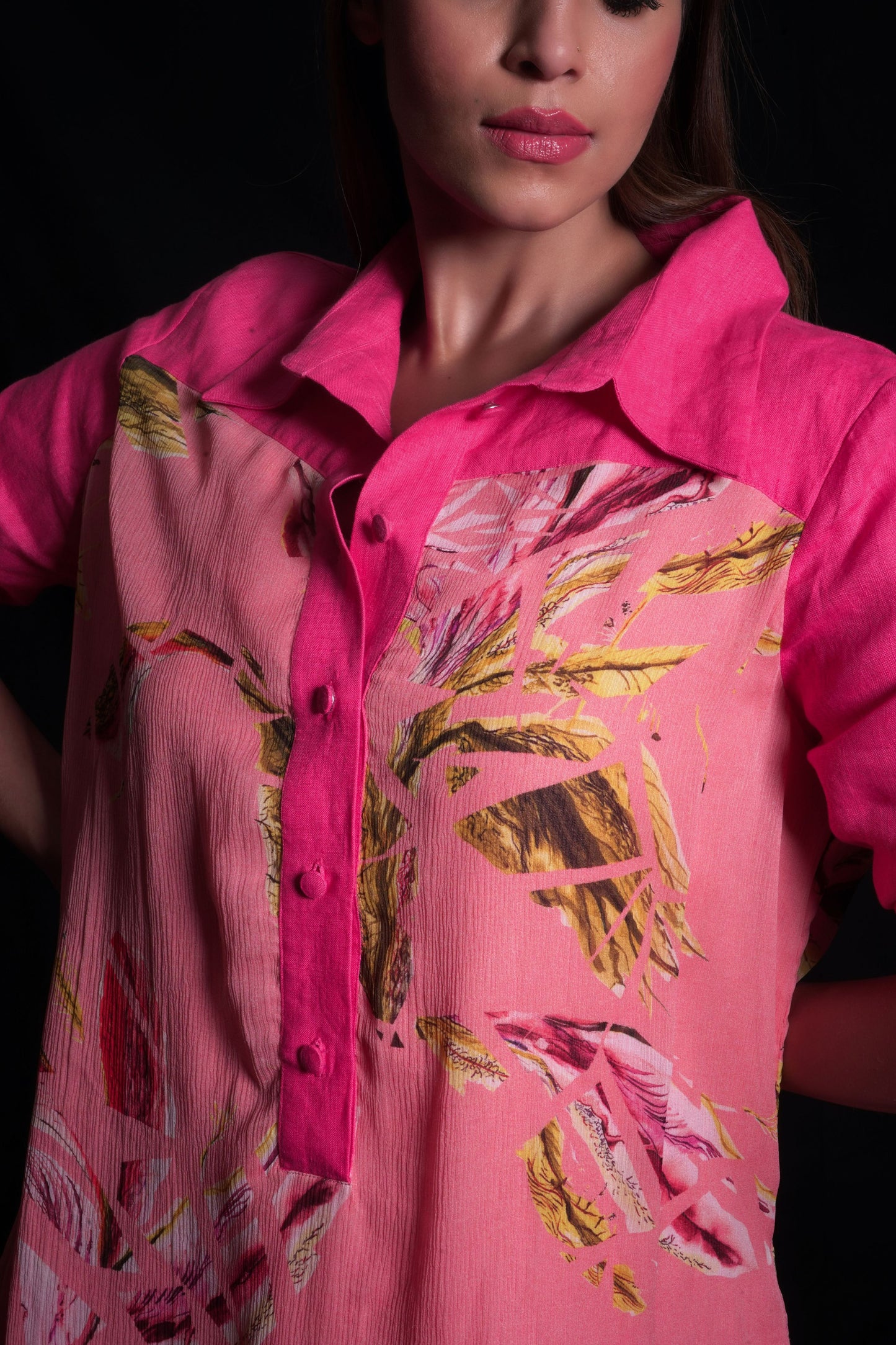 Tea rose collared dress with broken flower prints