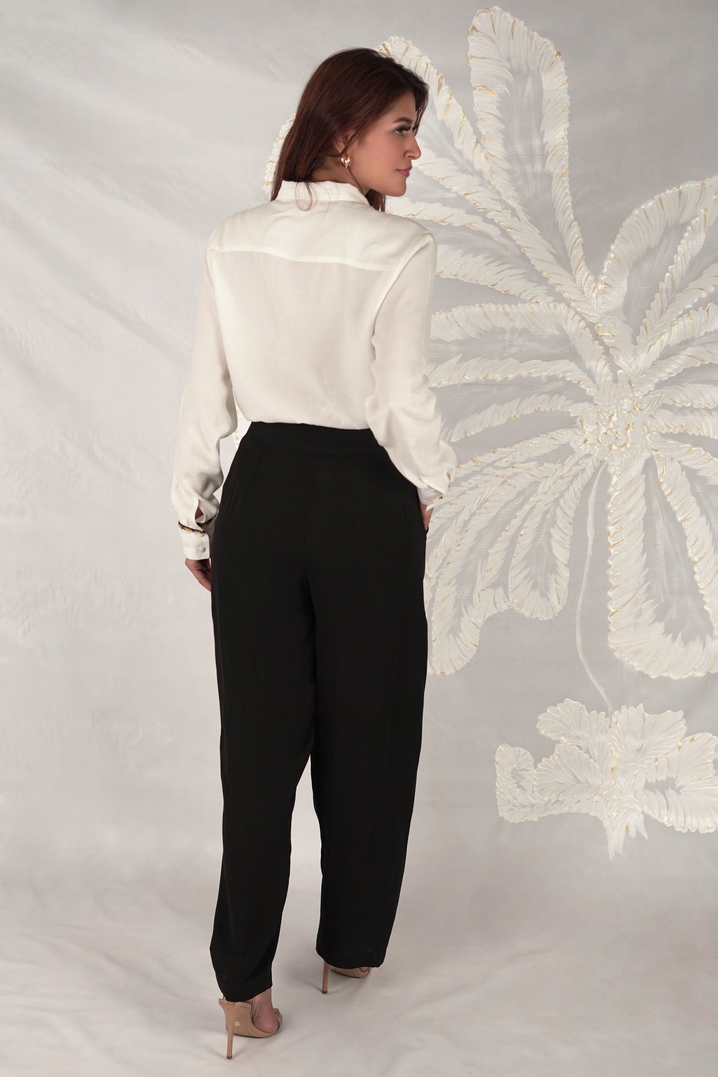 Saorsa White Embroidered Shirt