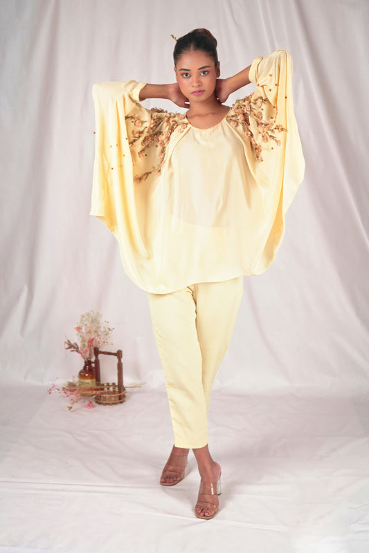 Fitted women's cigarette pants