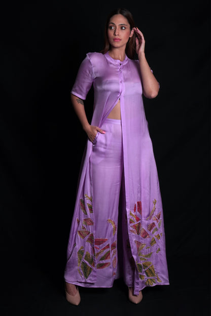 Purple rose buttoned top with broken flower applique embroidery