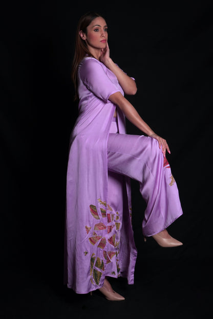 Purple rose buttoned top with broken flower applique embroidery
