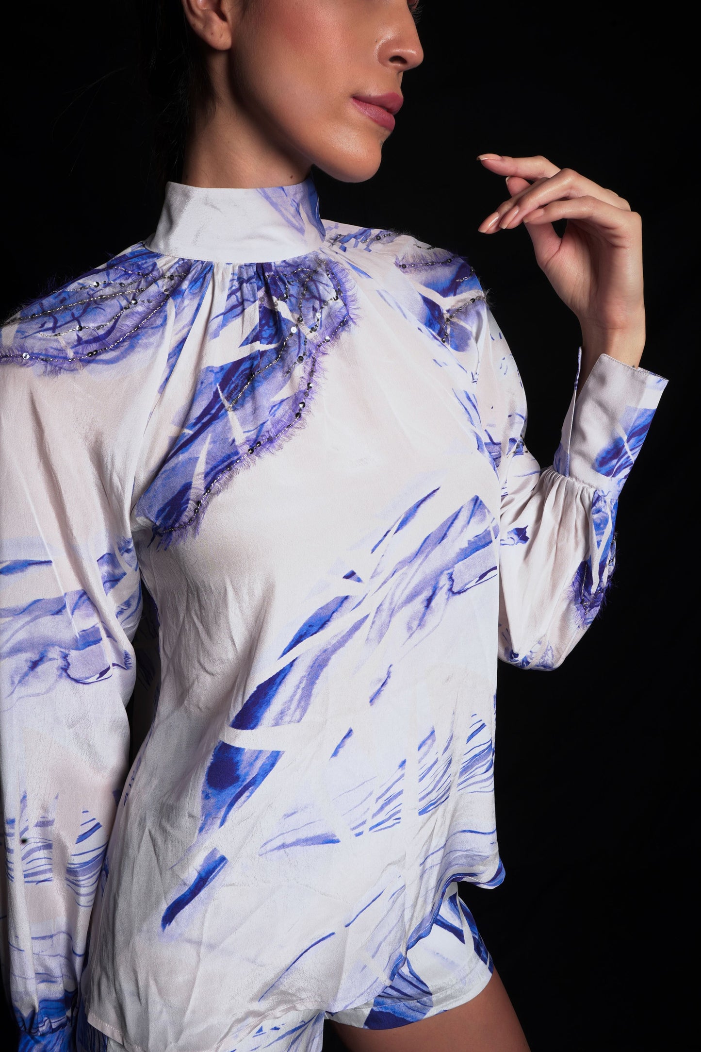 Lunar rock floral printed top with embroidery highlights